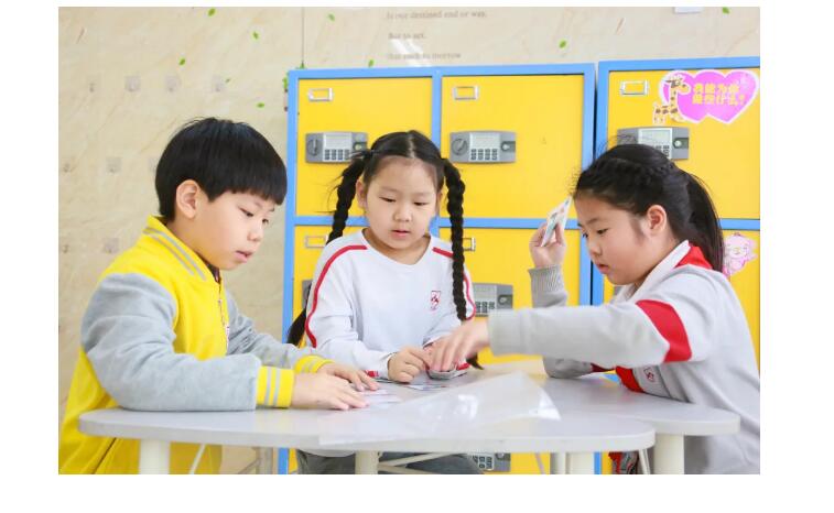 小学“泛英语”| 融合文化的浸润为心儿插上翅膀(图6)