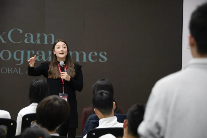 北京爱迪学校迎来剑桥大学国王学院前副院长Rob Wallach(图6)